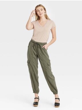 Knox Rose Women’s Olive Green Cargo Jogger Baggy Pants Pull-On Comfort size M